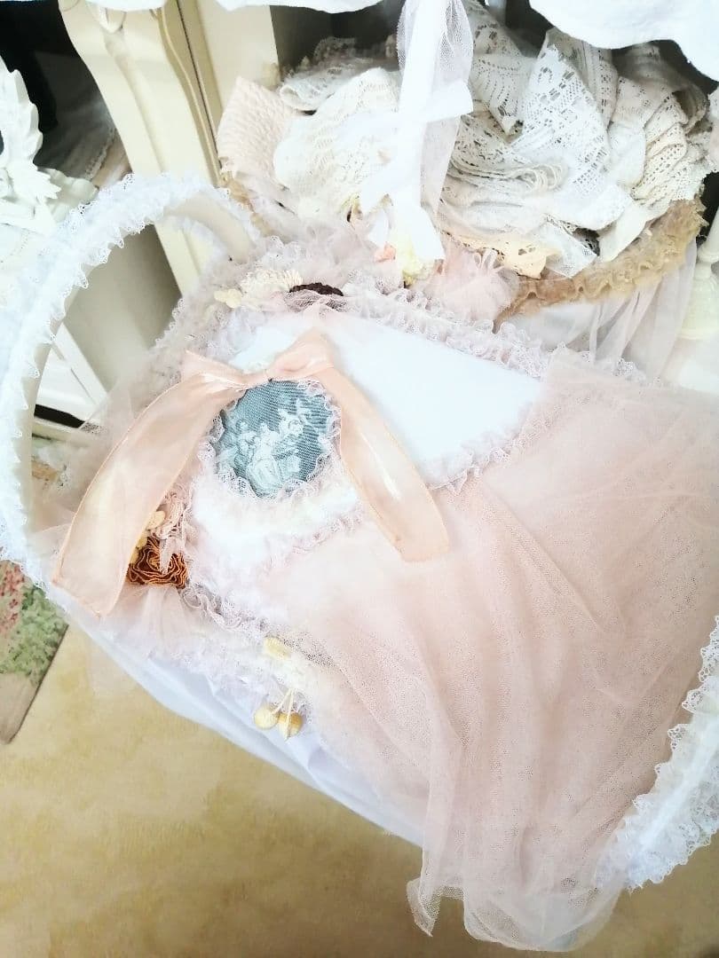 白ラタン♡たっぷり収納♡ホワイト家具♡フリル♡レース♡ミルクペイント♡