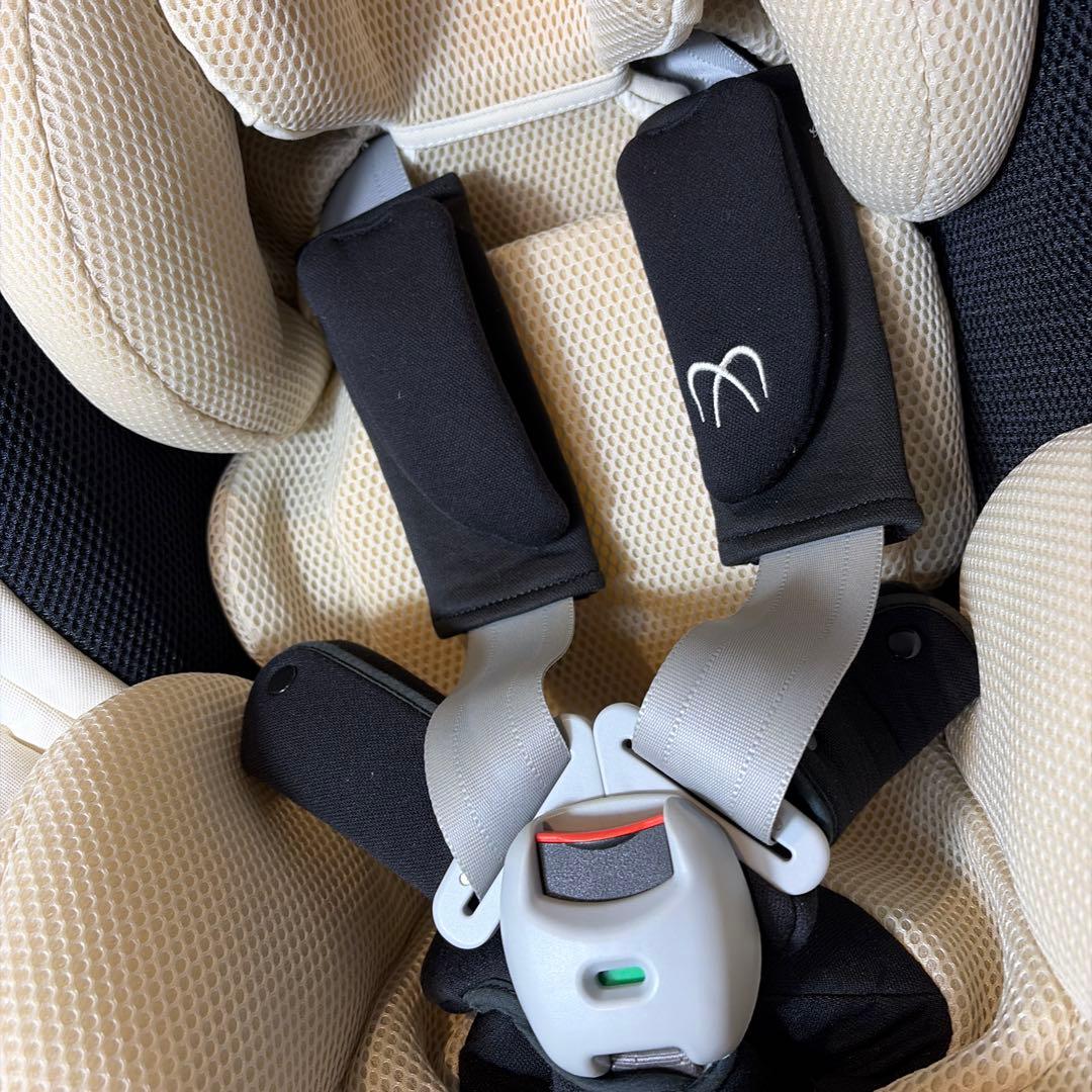 【極美品】 AILEBEBE エールベベ クルット NT2 ヘーゼルブラック