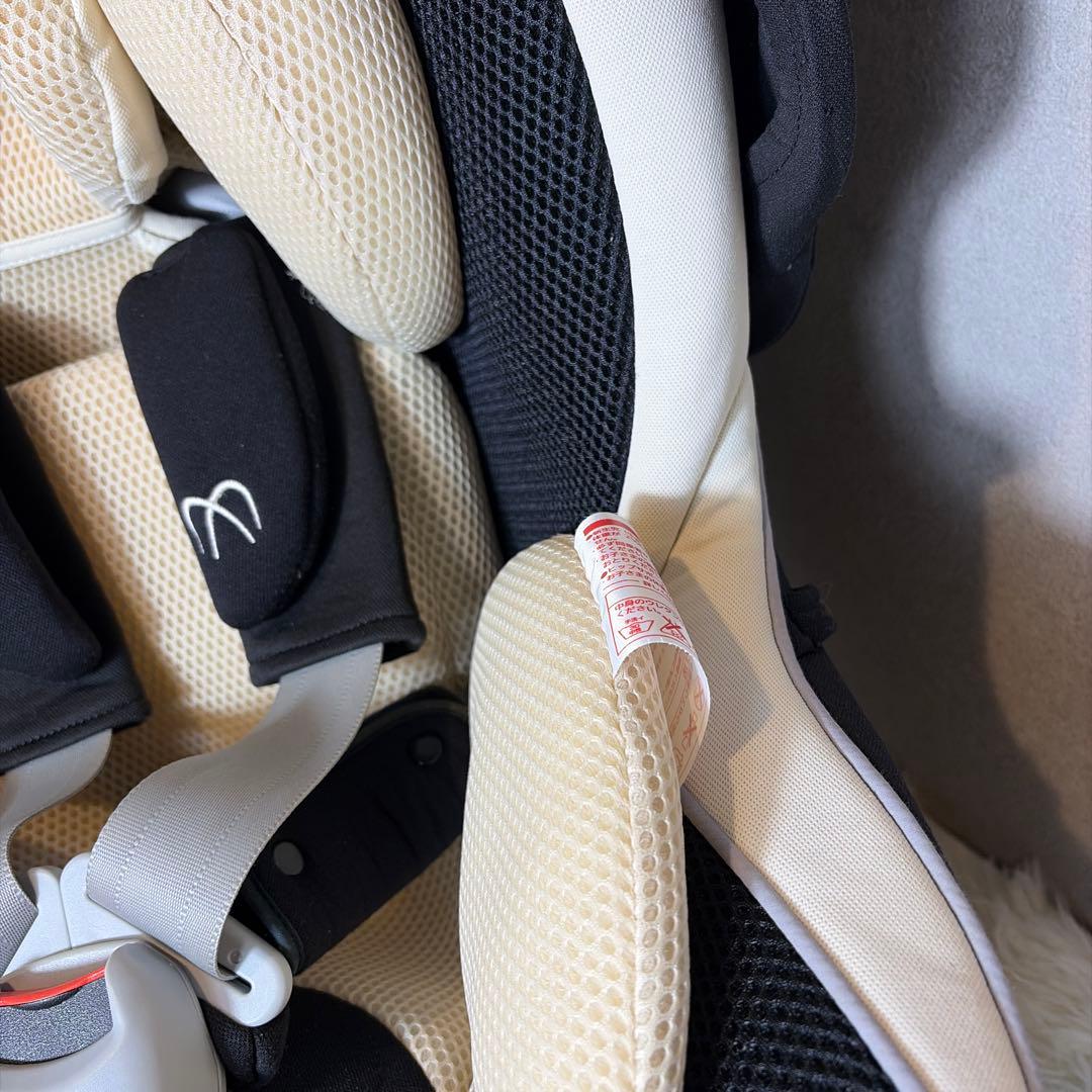 【極美品】 AILEBEBE エールベベ クルット NT2 ヘーゼルブラック