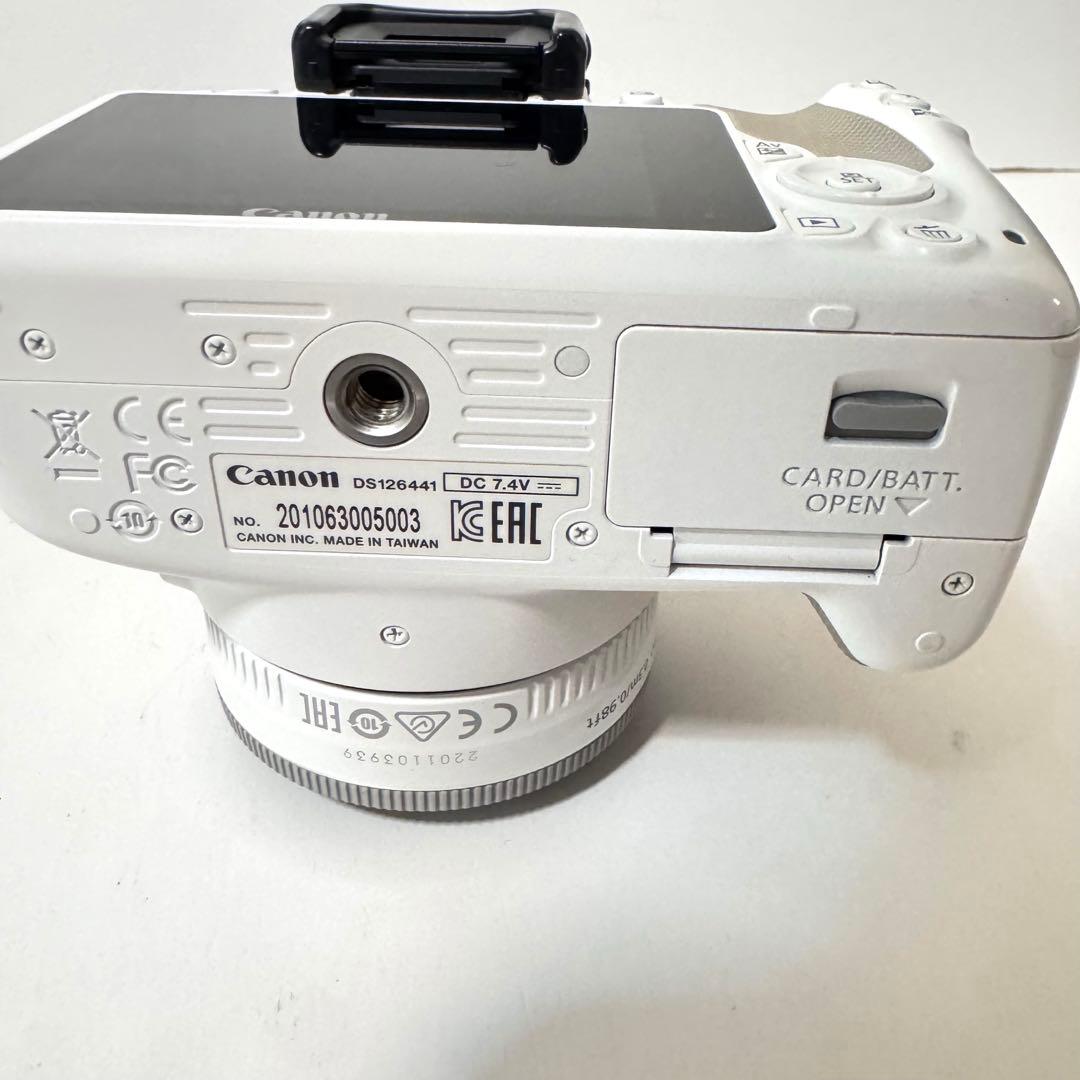 【極美品】キャノン EOSKISS X7 ダブルレンズキット ホワイト 白