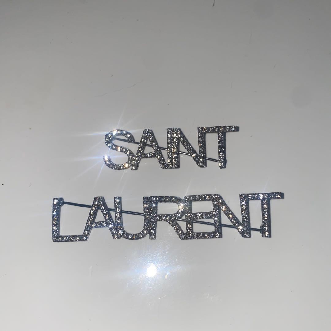 SAINT LAURENT ブローチ【期間限定値下げ中~10日まで】