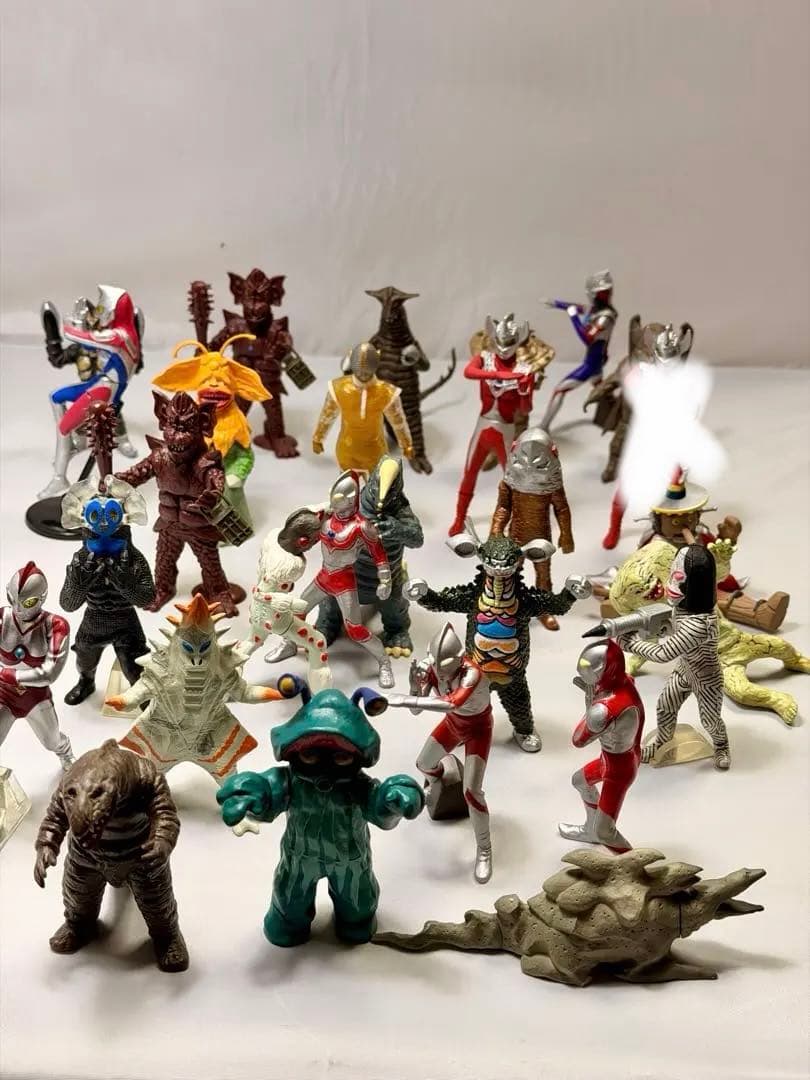 ワケあり含 HGシリーズ ウルトラマン 大怪獣シリーズ ソフビ 食玩