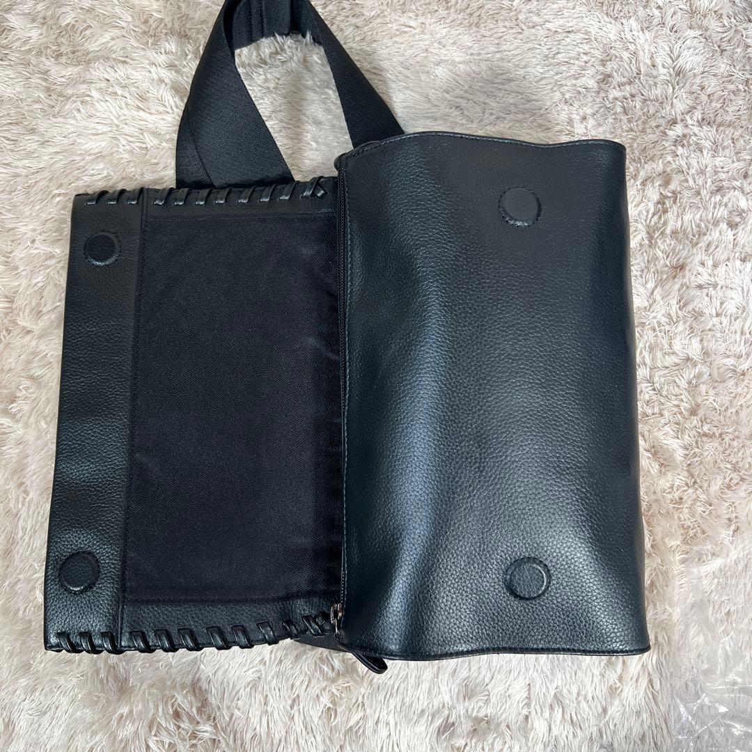 極美品✨　イアパピヨネ　ワイドテープショルダーバッグ　黒　ブラック