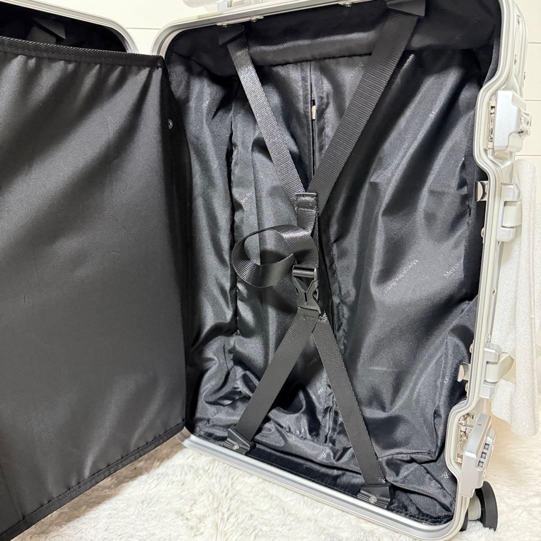 新品✨ メルセデス・ベンツ アルミスーツケース　キャリーケース　32L