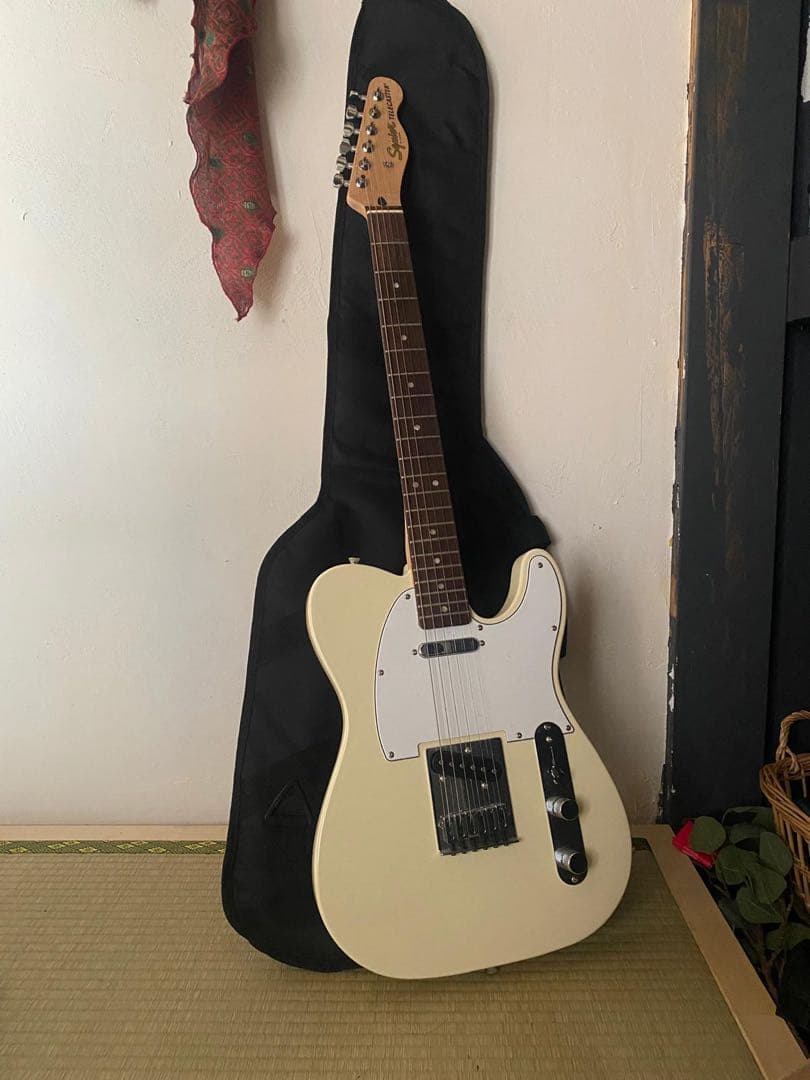 テレキャスタータイプ エレキギター アイボリー