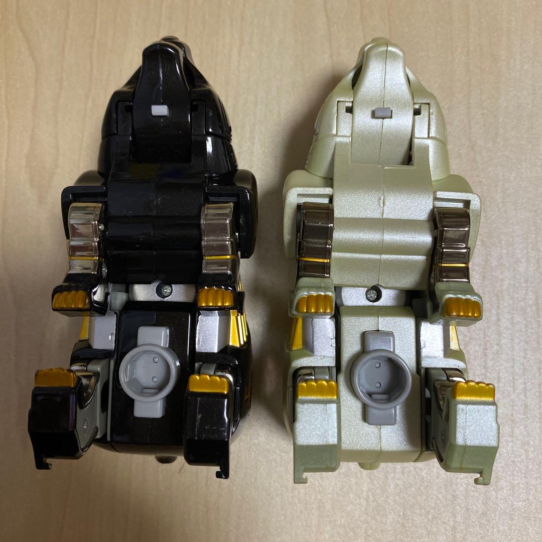 ねコネコ　出品中