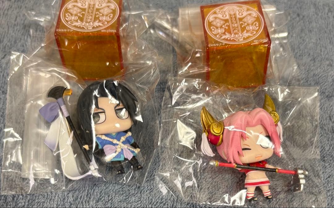 NARUTO ちみメガ　うちはサスケ・春野サクラ