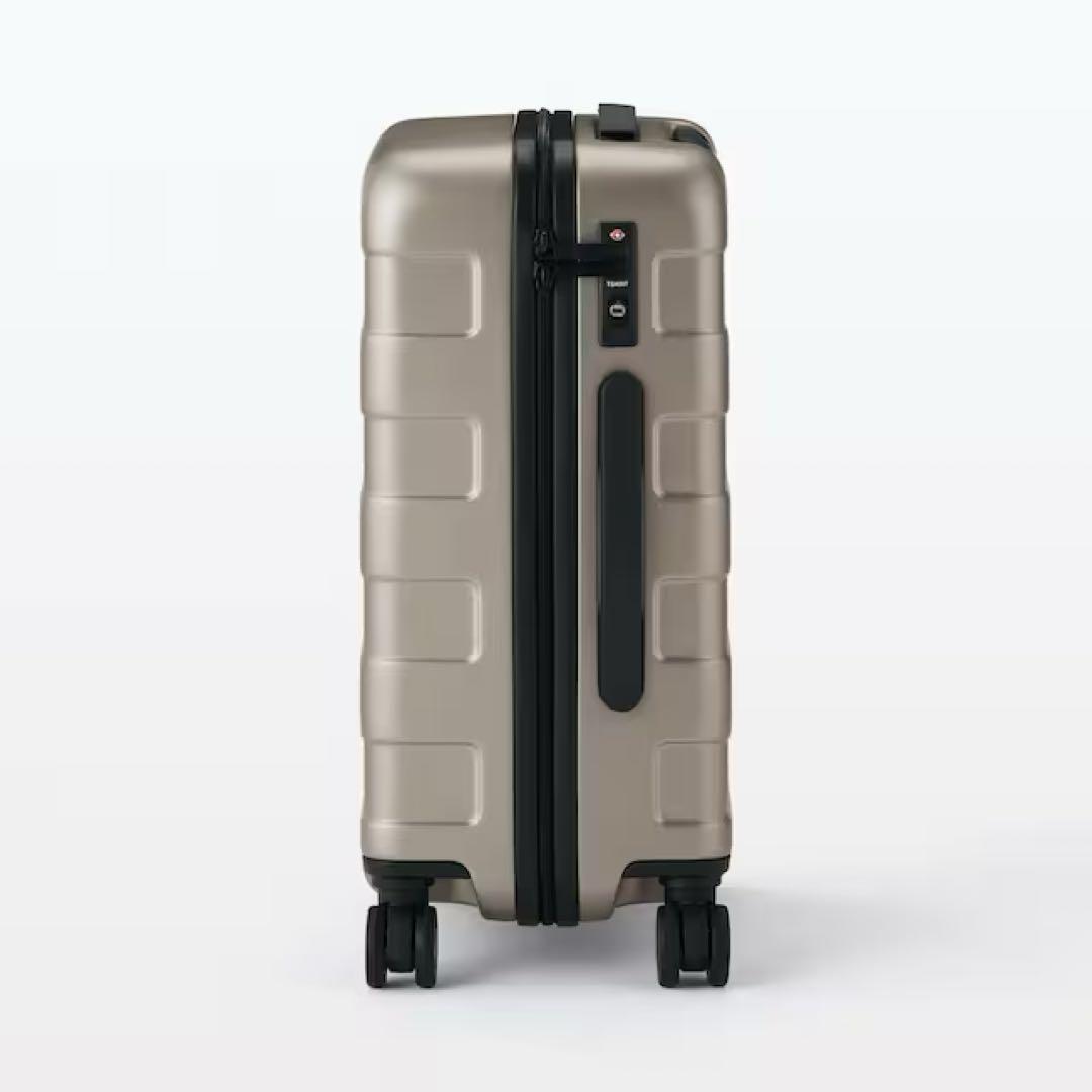 バーを自由に調節できる　ハードキャリーケース（３６Ｌ）ベージュ　無印良品