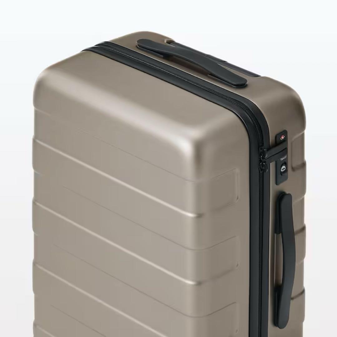 バーを自由に調節できる　ハードキャリーケース（３６Ｌ）ベージュ　無印良品