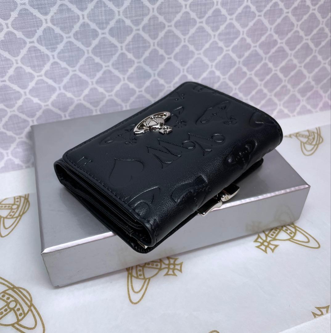 【新作✩内柄も素敵】Vivienne Westwood 三折財布 マット 黒