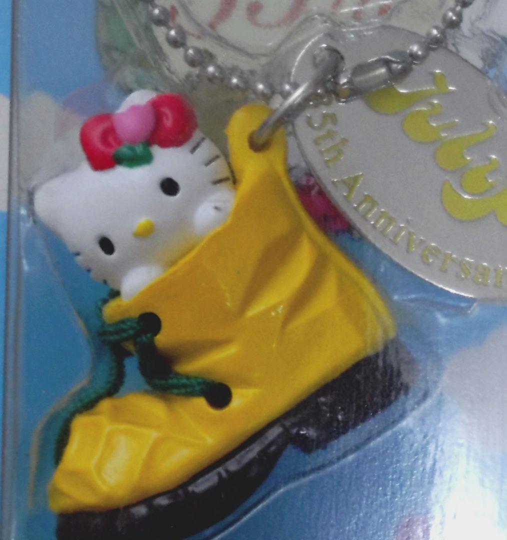 ハローキティ チューリップ コラボ ストラップ 超メルカリ市 お値下げ中！