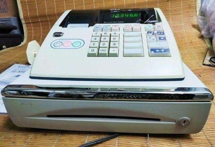 カシオレジスター　TE-M80　中古品　人気機種感熱紙　送料無料　923044