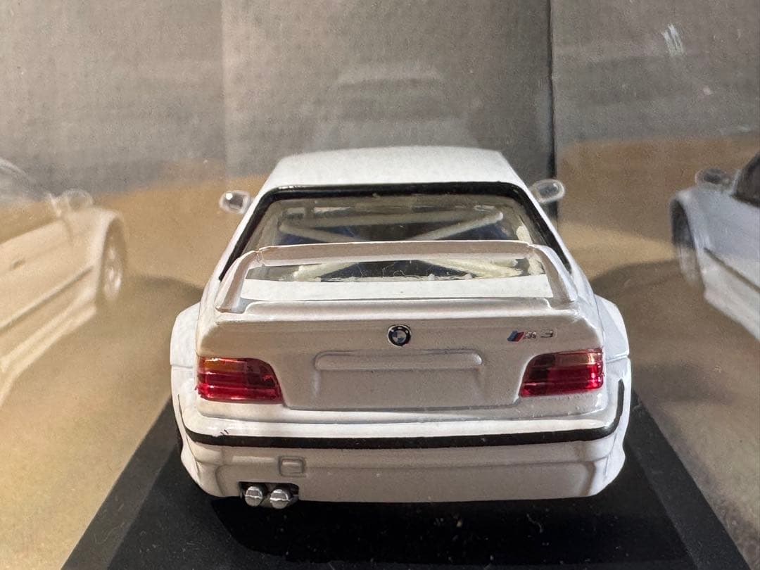 BMW M3 GTR 1/43 スケール 白