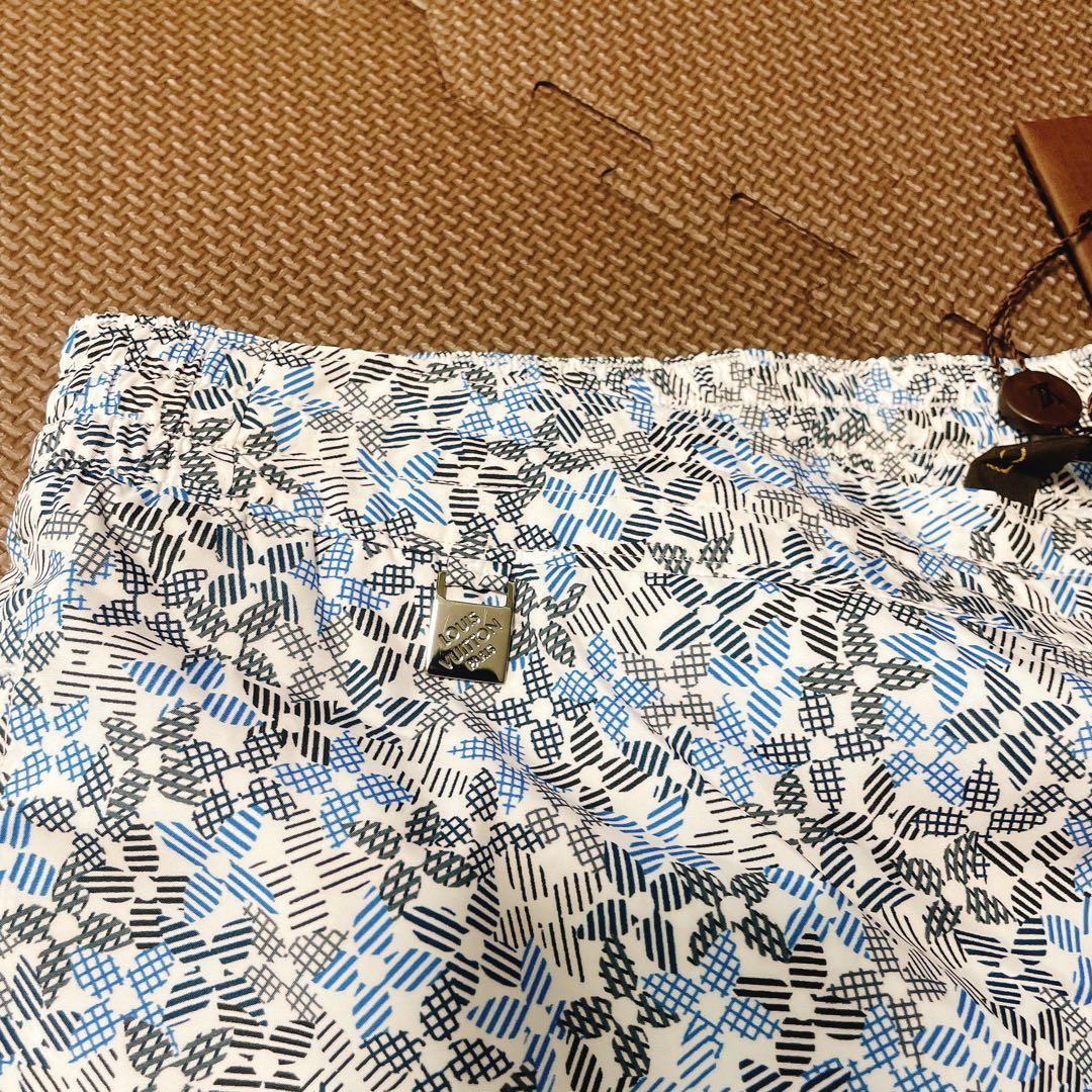 ★新品未使用★LOUIS VUITTON ルイヴィトン水着Lメンズスイムショーツ
