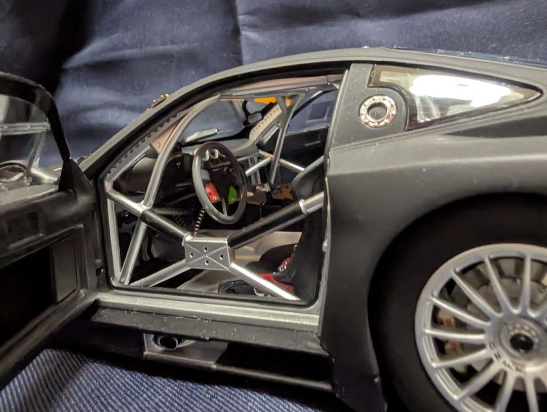 Ferrari 575 GTC Evoluzione 2005 ミニカー
