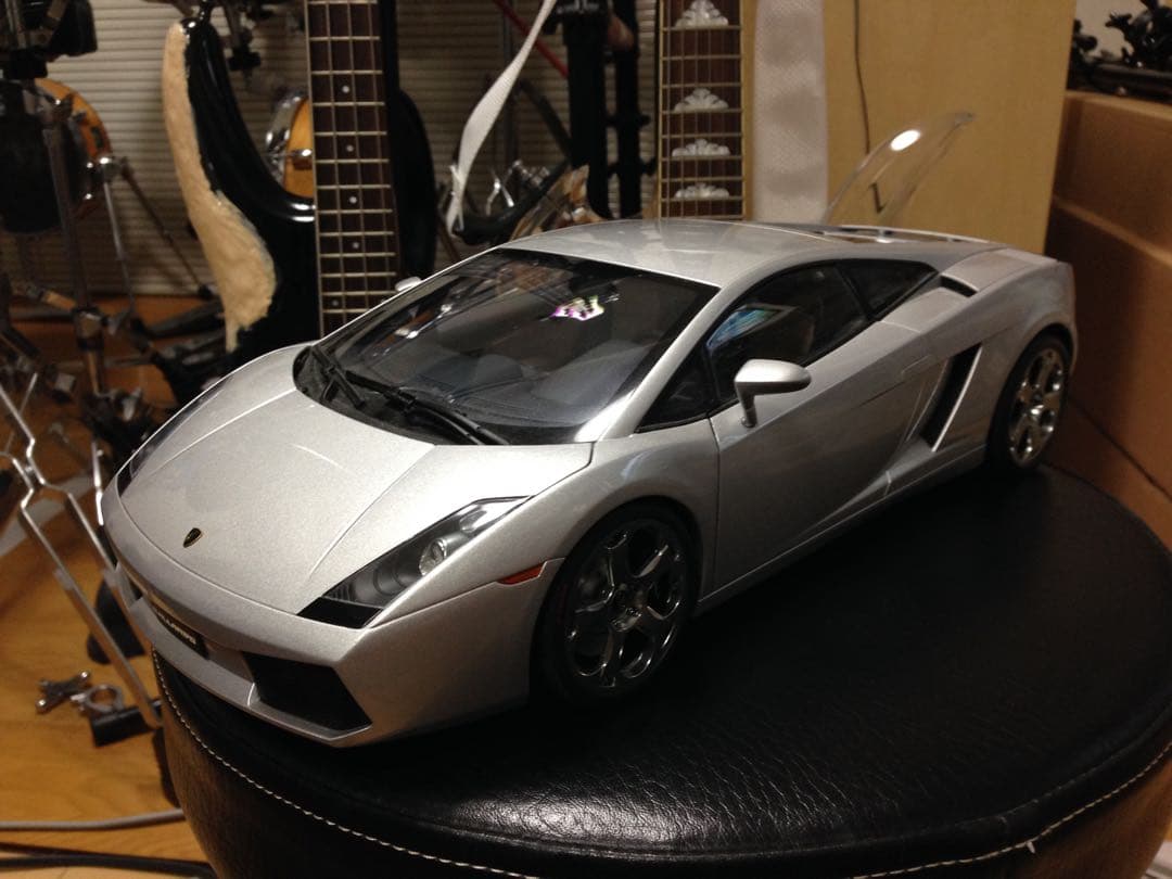 auto art ガヤルド 1/12 シリアルナンバー付　送料込み