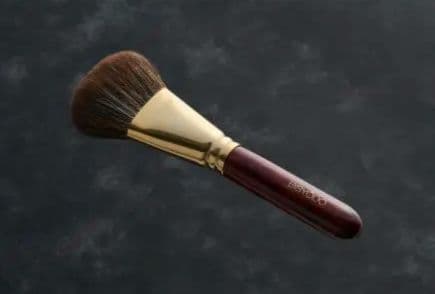 【新品未使用】ウエダ美粧堂　B-F-05 パーフェクトフィットブラシ（扇型）