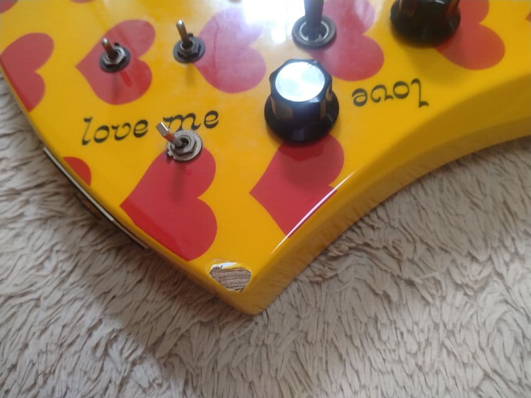 Burnyイエローハート　hideモデル