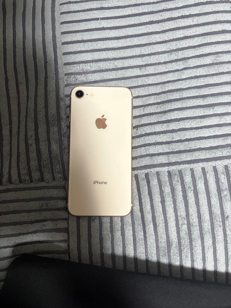 iphone8 本体