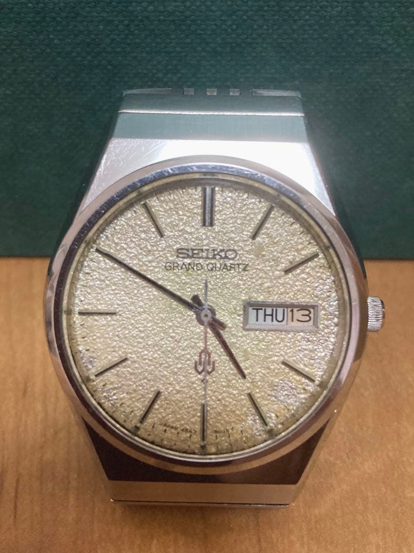 セイコー グランドクォーツ　腕時計　SEIKO