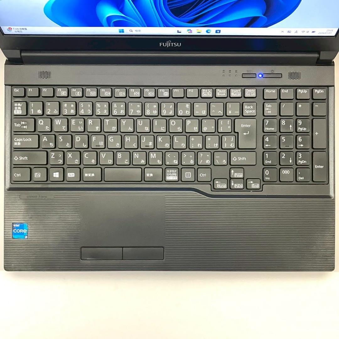 ★新春初売りセール★ 2021年製 特大バッテリー テンキー付き 富士通 G82