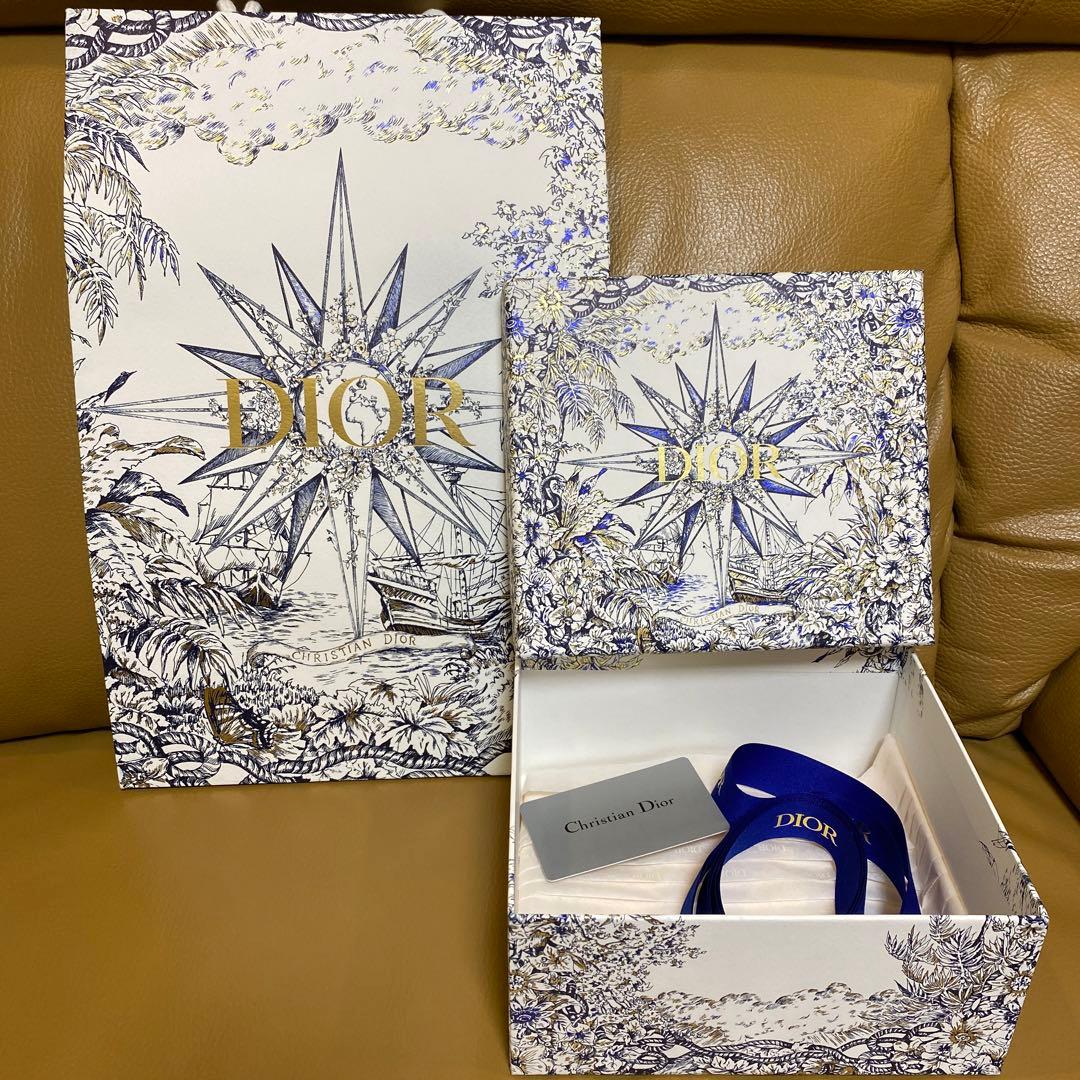 Dior 2022クリスマス限定箱、ショッパー