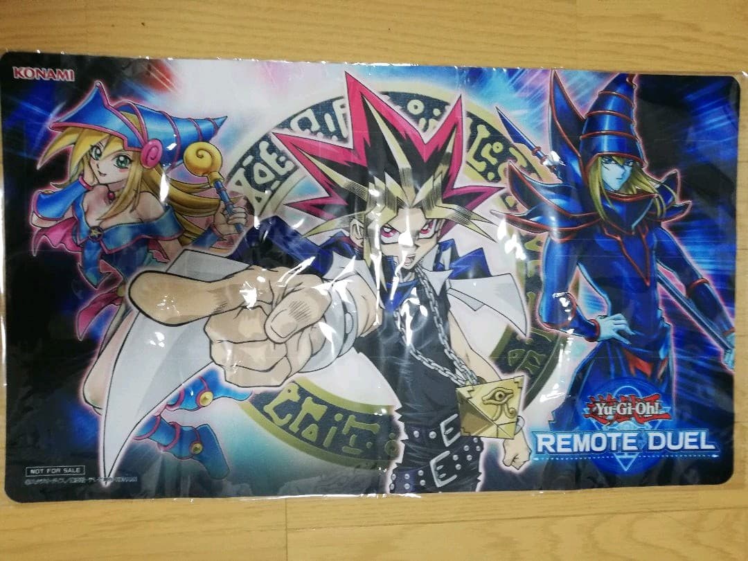 遊戯王　リモートデュエル デュエルフィールド&カードプロテクター　プレイマット