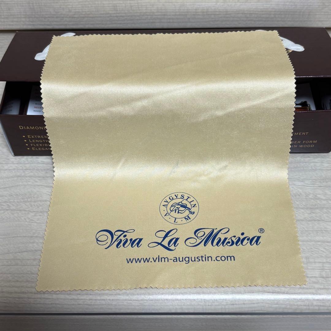 ビバラムジカ ダイヤモンド 4/4 ライト　バイオリン 肩当て