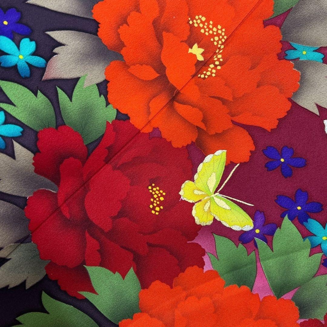 振袖　金彩　牡丹　花模様　蝶　ワインレッド　成人式 晴れの日 着物 052a p