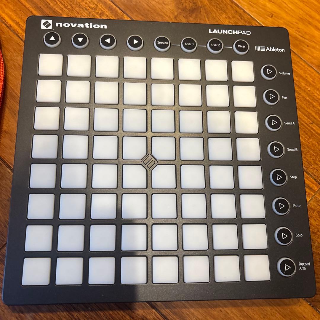 Novation AMS LAUNCHPAD S MK2 純正ケース付き