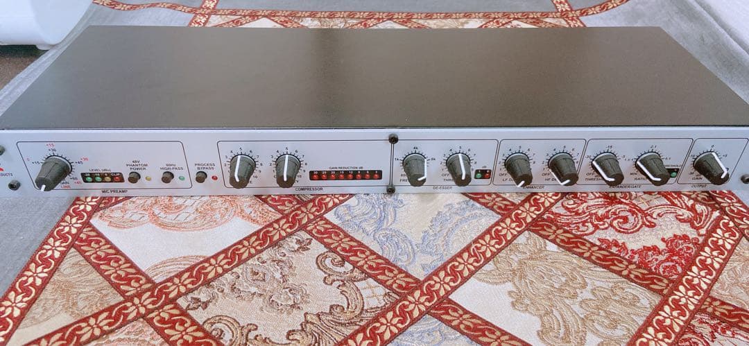 アンプ dbx 286s