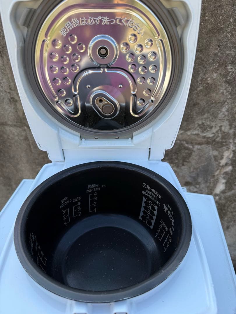 2018年式 5.5合 L MITSUBISHI 炊飯器 NJ-VE108-W