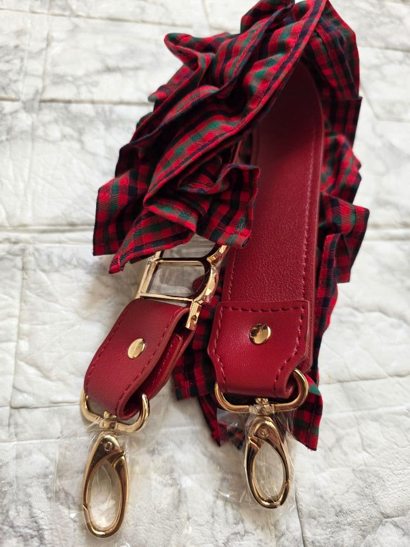 新品☆Familiarファミリア✕Bibiyビビィ フリル ストラップ赤チェック