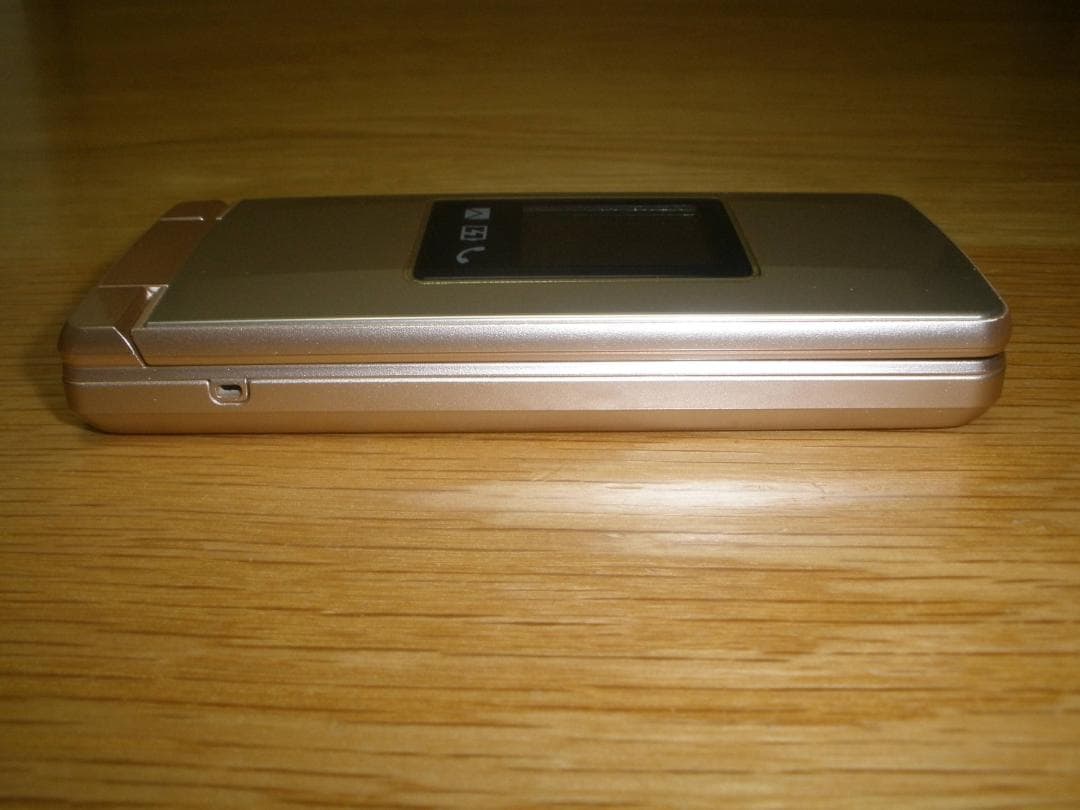 かんたん携帯11◇A207SH SoftBank ゴールド