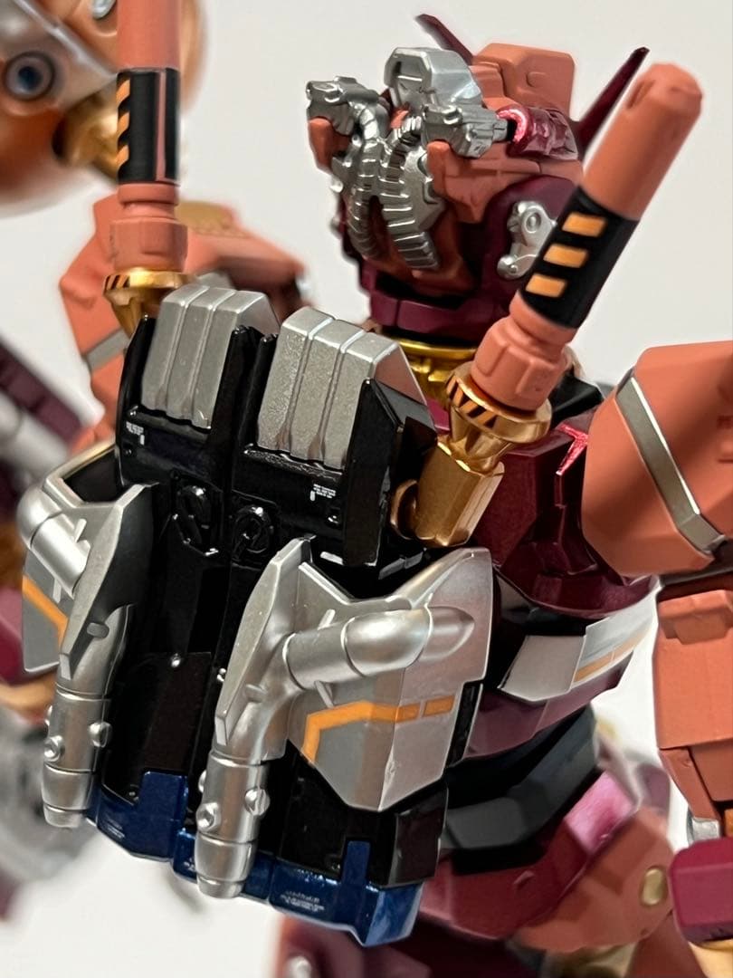 ガンプラ HG 1/144 赤いガンダム 塗装完成品