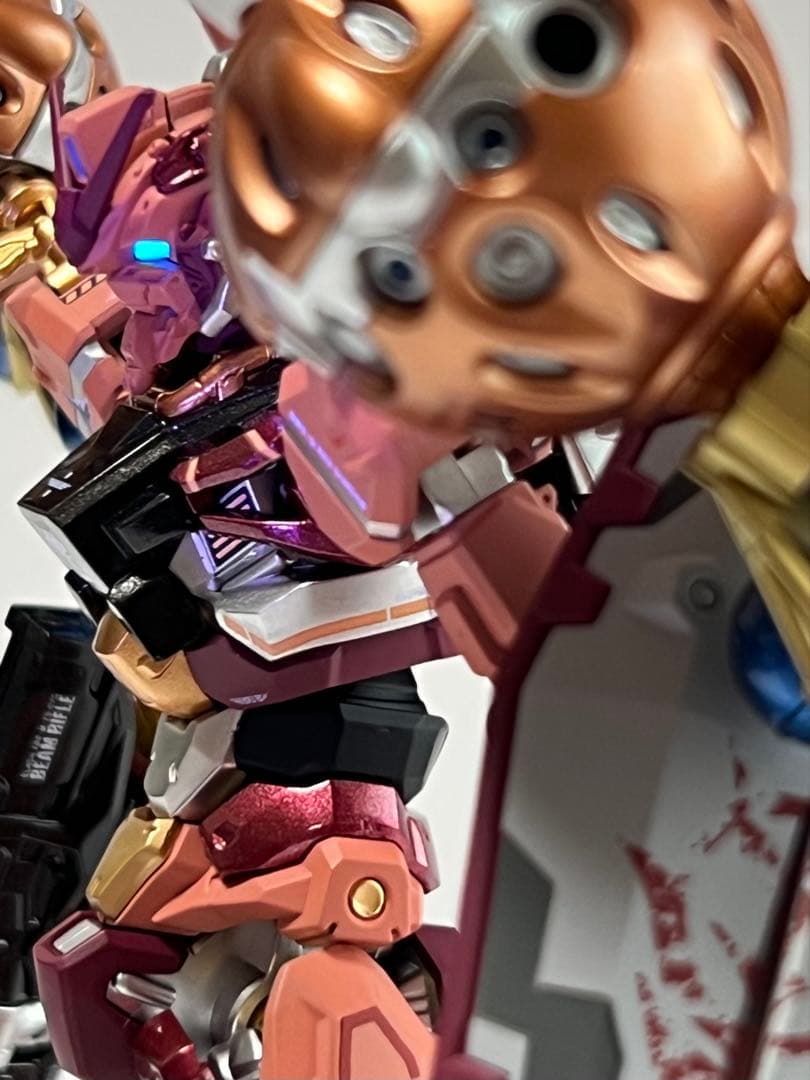 ガンプラ HG 1/144 赤いガンダム 塗装完成品