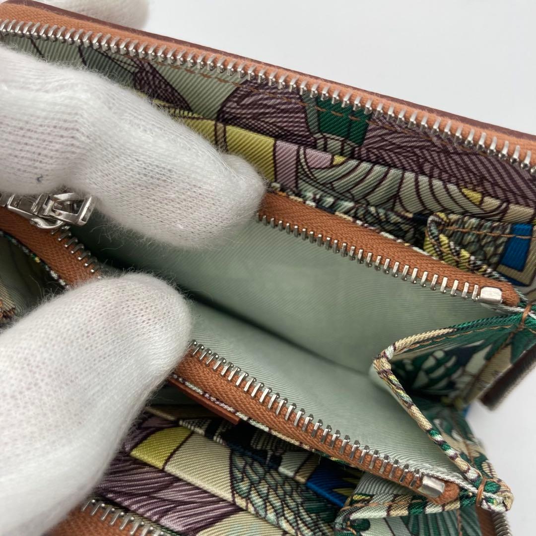 【新品未使用】エルメス　アザップ　シルクインコンパクト
