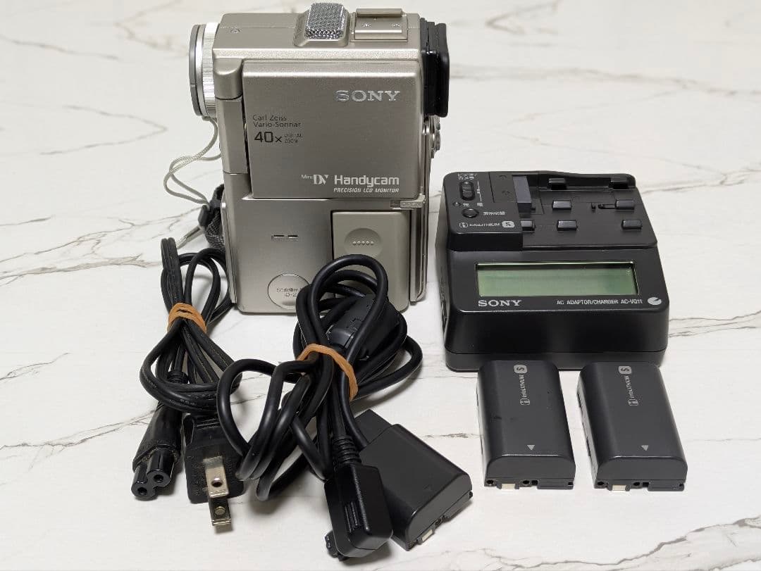 SONY　DCR-PC1　MiniDV対応　ACアダプター付き