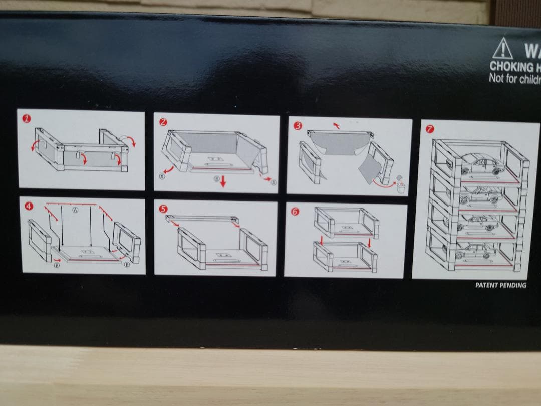 1/18 Maisto(マイスト) メルセデスCLK-GTRストリートバージョン