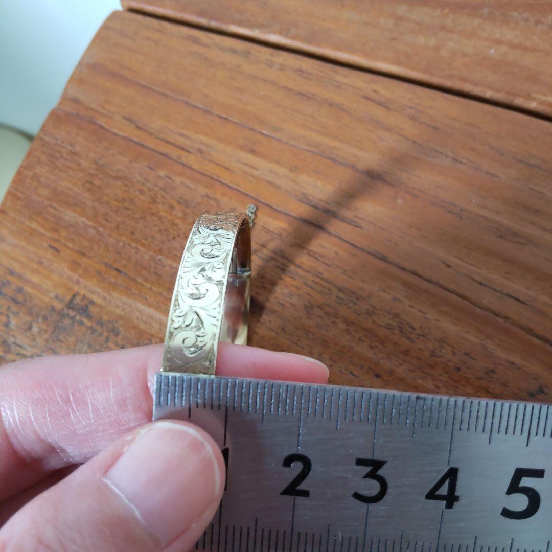 イギリスアンティーク　9ct rolled gold バングル