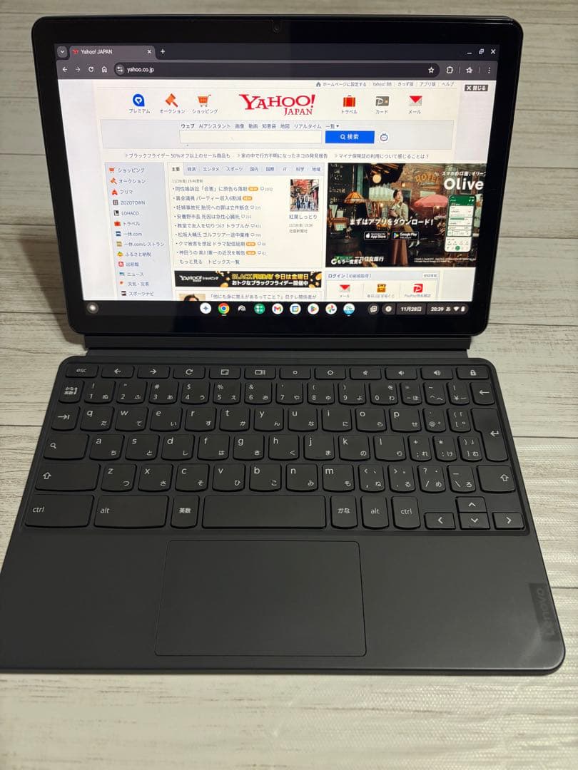 Lenovo Chrome 10.1インチ キーボード付きタブレット