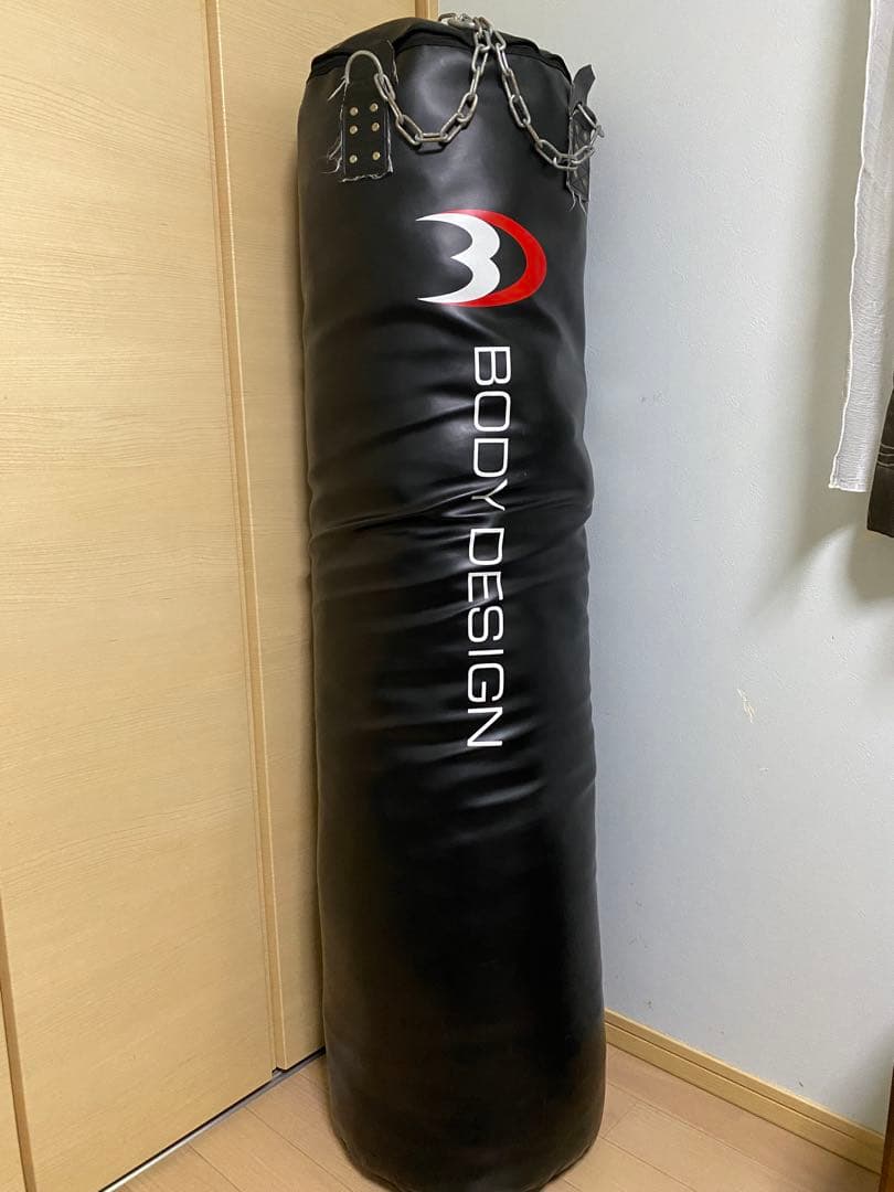 BODY DESIGN サンドバッグ 黒 チェーン付き