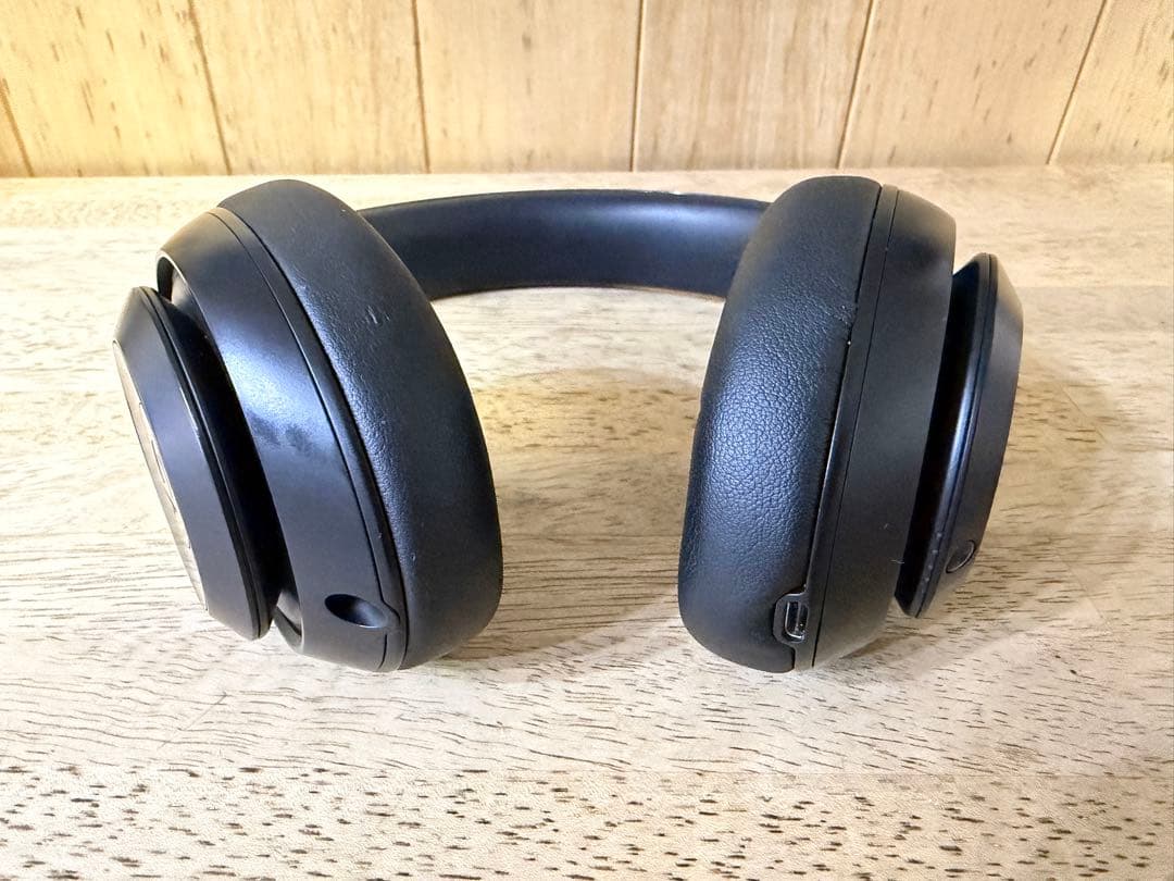 Beats Studio Pro ブラック　ワイヤレスヘッドホン