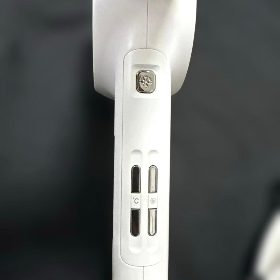 クレイツ　ホリスティックキュアーズ　マグネットヘアプロ　ドライヤーゼロ