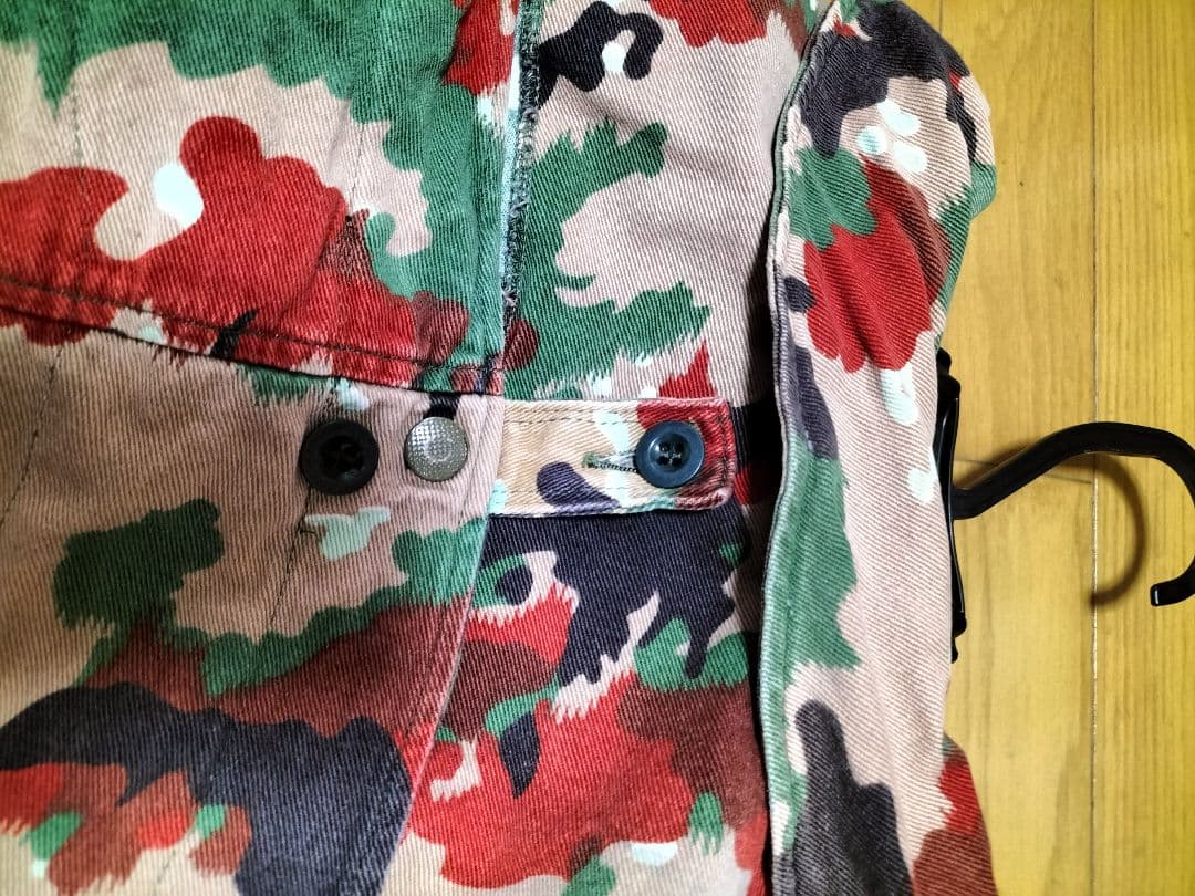 迷彩ジャケット フード付き