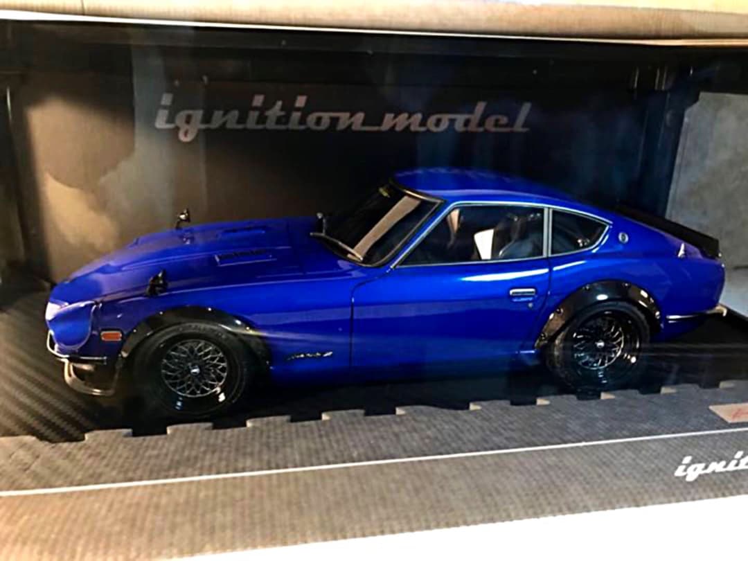 イグニッションモデル 1/18 フェアレディZ (S30) ブルー スターロード