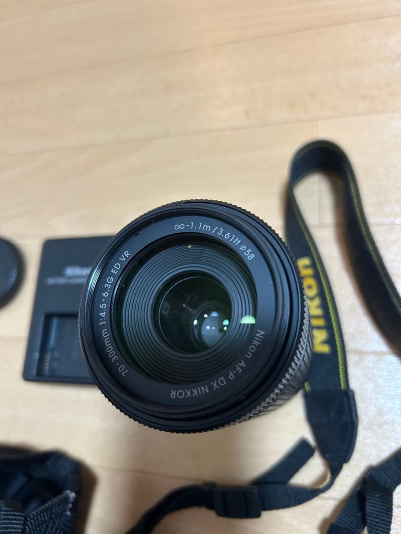 Nikon D5300 デジタル一眼レフカメラ　カメラバッグ付き　レンズセット