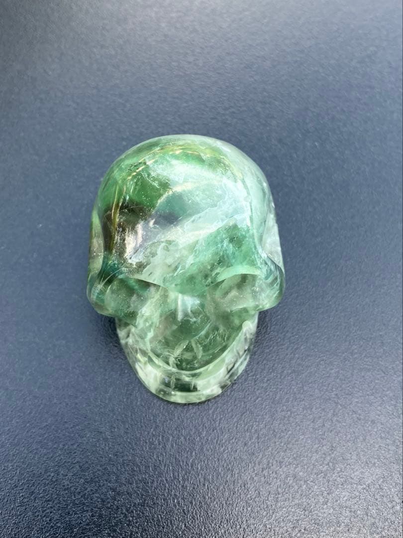 グリーン　フローライト　スカル　モチーフ