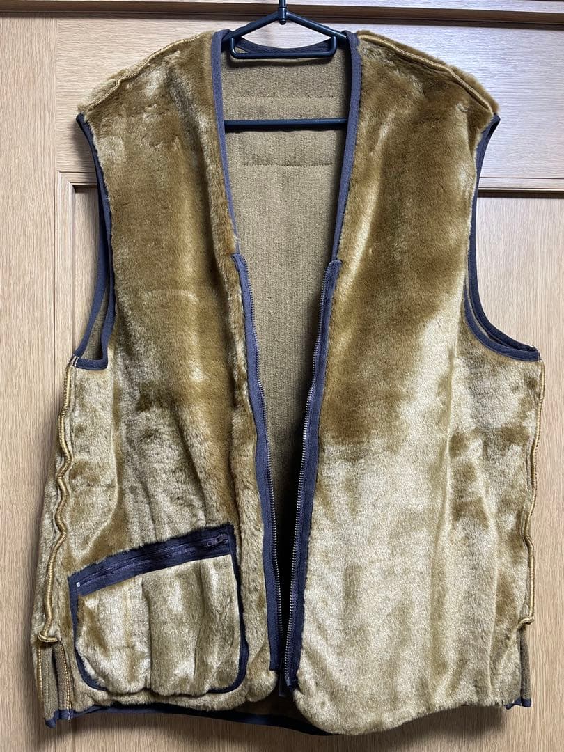 Barbour フロントジップ ファー ライナー ベスト 40