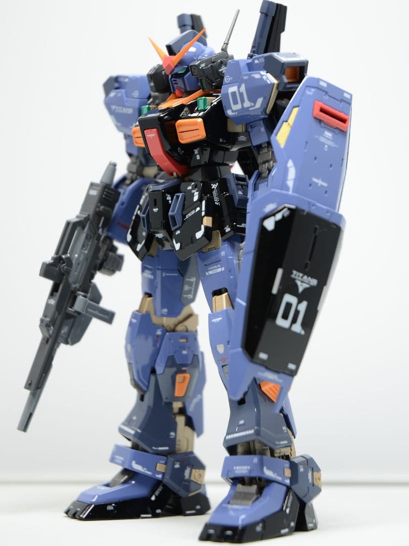 RG ガンダムマークII 塗装 完成品 バンダイ ガンプラ 1/144
